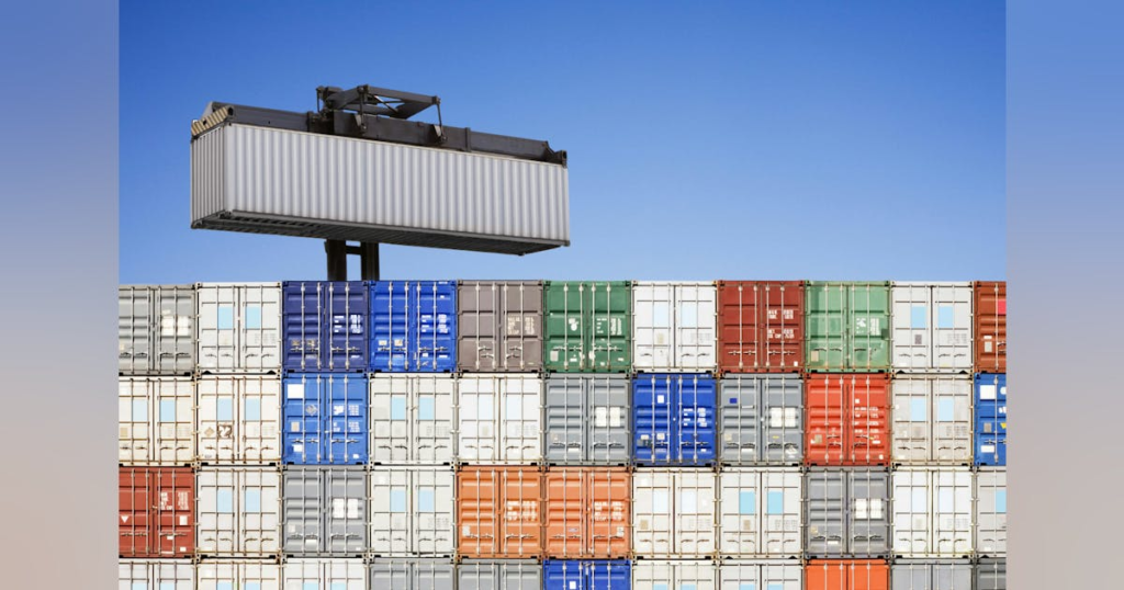 68cdbb9ca37a75a7e8172d9a shipping containers 25246129 travellinglight