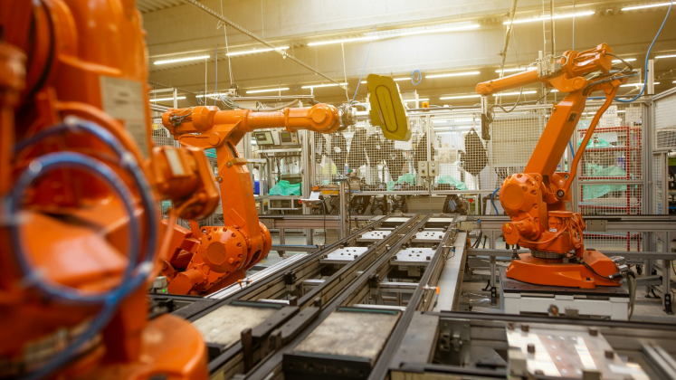 AI robot factory unsplash 747x420 1