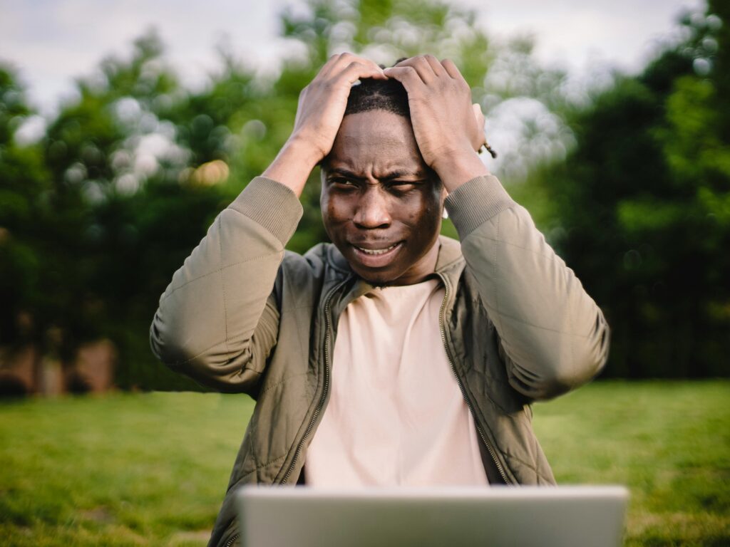 Enhancing Workflow Efficiency: Practical AI Strategies for Optimizing Productivity 9 Nutzer an KI Halluzinationen Schuld