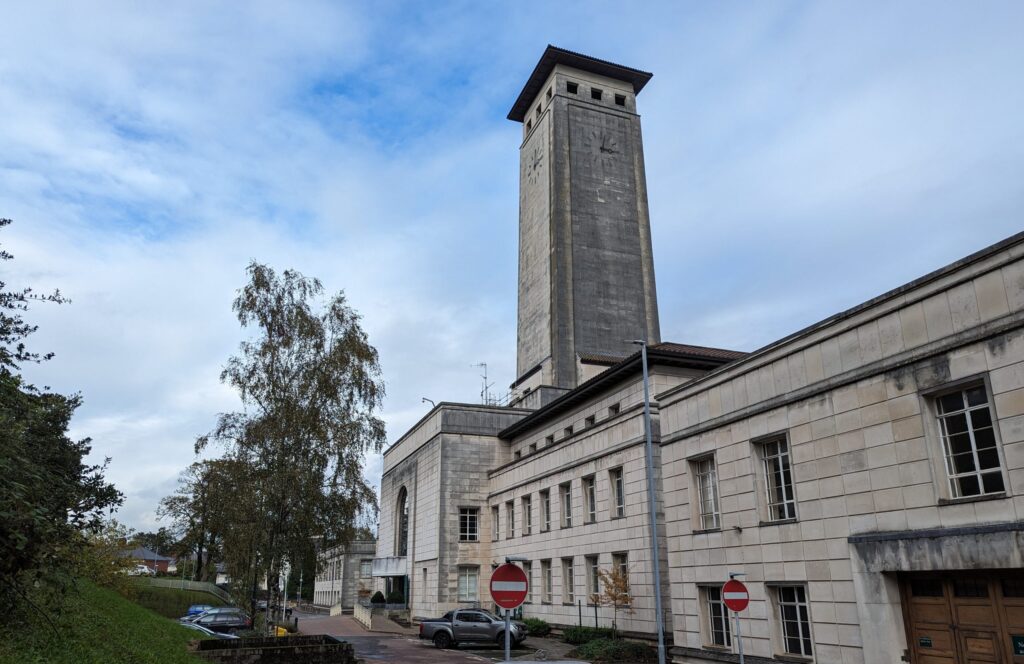 Civic Centre Newport 01 scaled