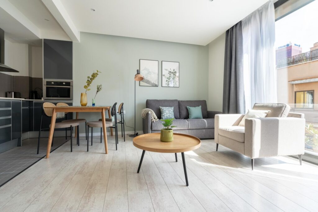 SilverDoor image Limehome Barcelona Rector Triado Apartment