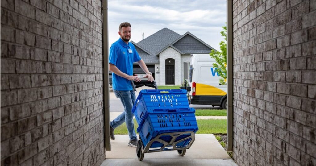 Streamlining Troubleshooting for SMBs: AI-Driven Automation Solutions 2 inhome delivery.jpg