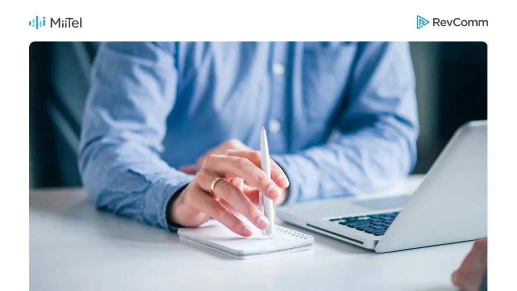 rekomendasi tools notulensi rapat otomatis.webp