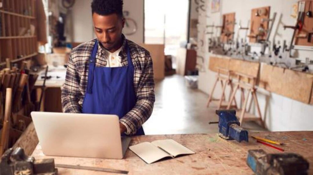 Enhancing Workflow Efficiency: Practical Tips for AI-Powered Automation 2 l86520260331143126