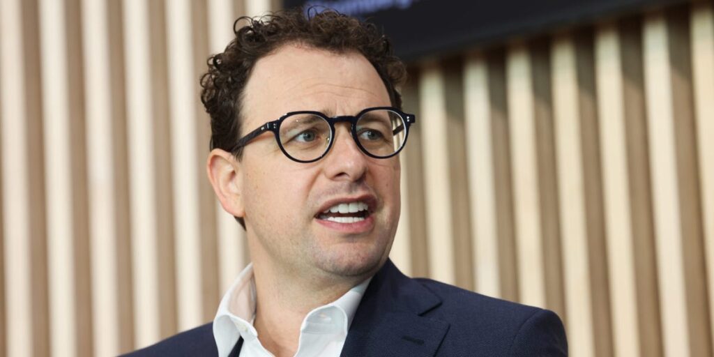 69d8186696ef6a4c9d121786