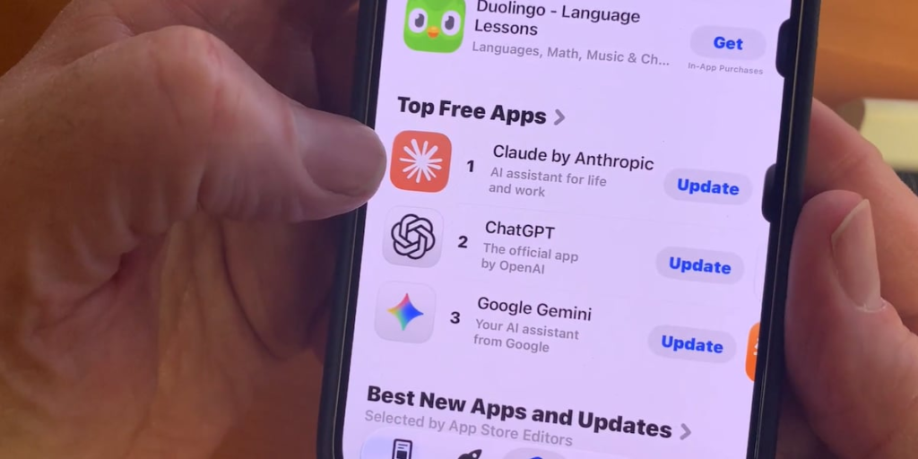 Comparing Automation Tools: FlowMind AI Versus Leading Industry Competitors 2 DDIJR2AMJZDYPNZ4ND52D54EJ4