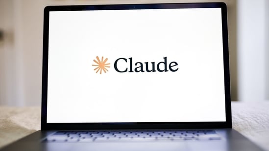 Claude down 1776266059015 1776266059191